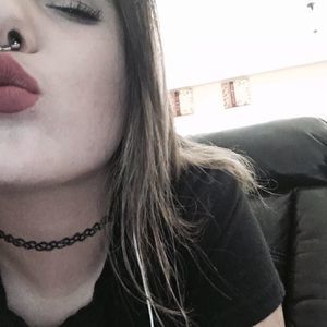 Meet your Posher, Jade